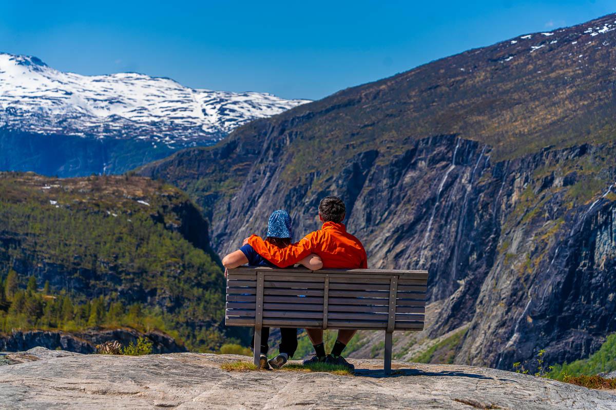 Vøringsfossen - nyter utsikten