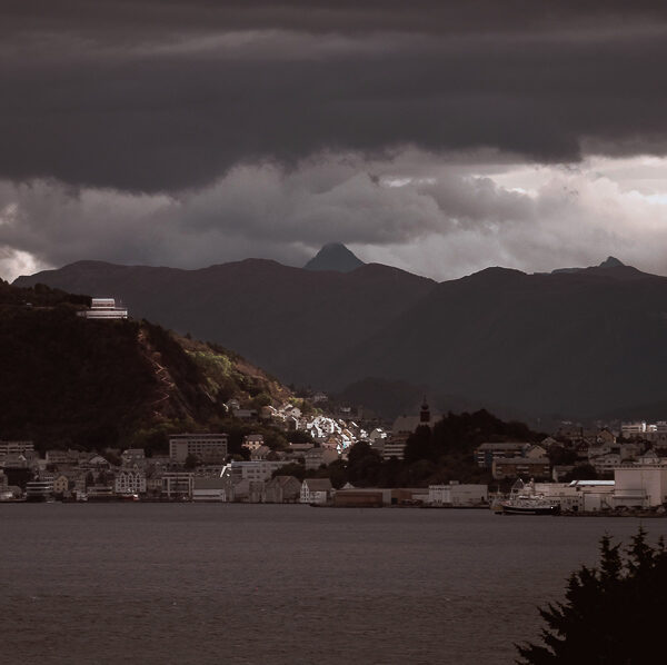 Ålesund fotografert fra vest