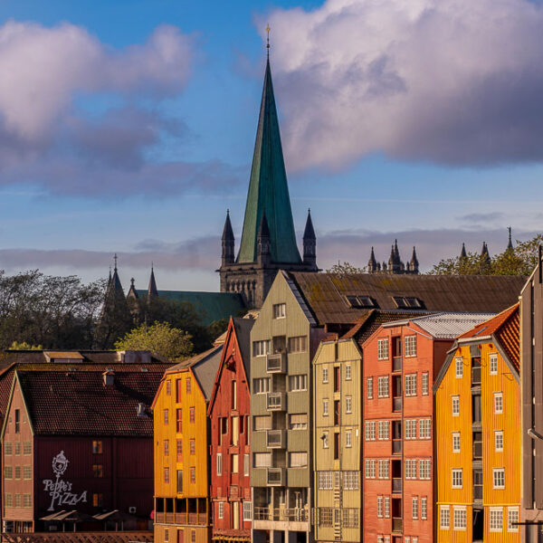 Nidelva mot Nidaros